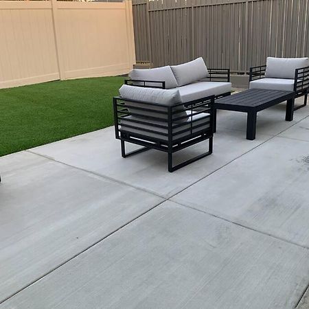 City Center Villa - Pool, Patio & Close To Beach! Huntington Beach Exterior photo