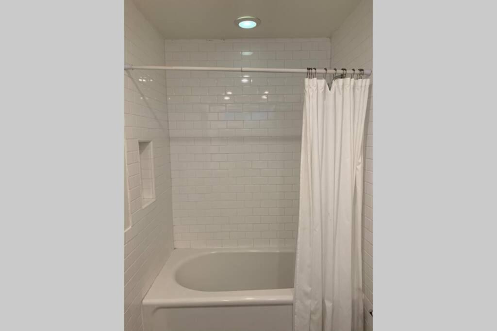 City Center Villa - Pool, Patio & Close To Beach! Huntington Beach Exterior photo